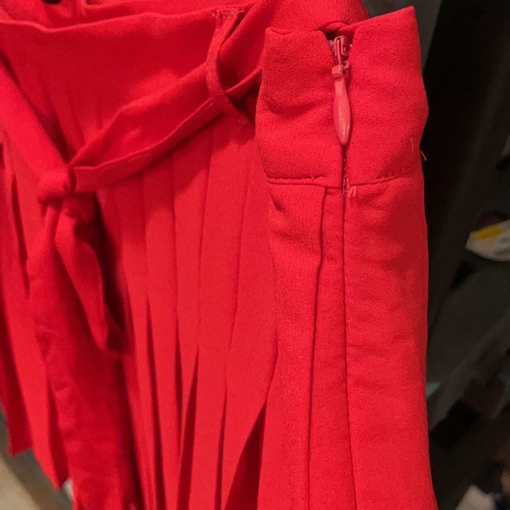 ModCloth Purely Pretty Red pleated miniskirt with bow - Picture 5 of 11